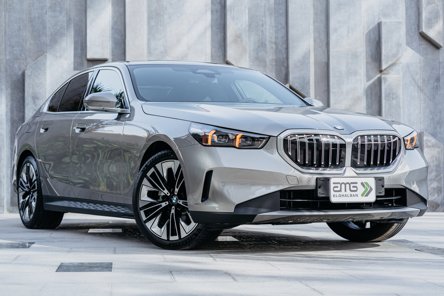BMW 520i LUXURY